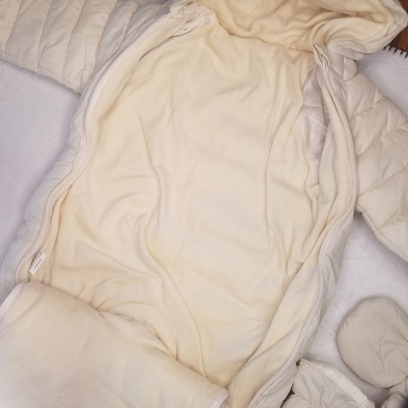 Baby Girl 9M Puffer Snow Suit Warm Bodysuit w/ Mittens Booties Minimalist Cream - Picture 3 of 9